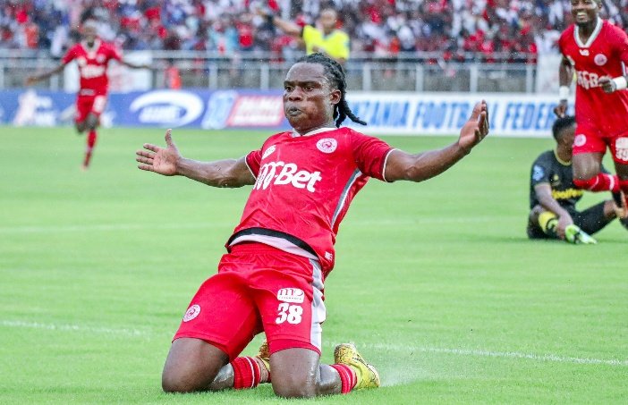 Named_Zayna's tweet photo. Mwanasimba mpe retweet Moja  Kibu D Kama amekufurahisha Leo kumtungua mdaka mishale 😂😂😂😂
Suuuuuiiiiii.... 🔥🔥🔥 #nguvumoja 
#KariakooDerby #KariakooDerbyVAR https://t.co/IzJxnpf61x