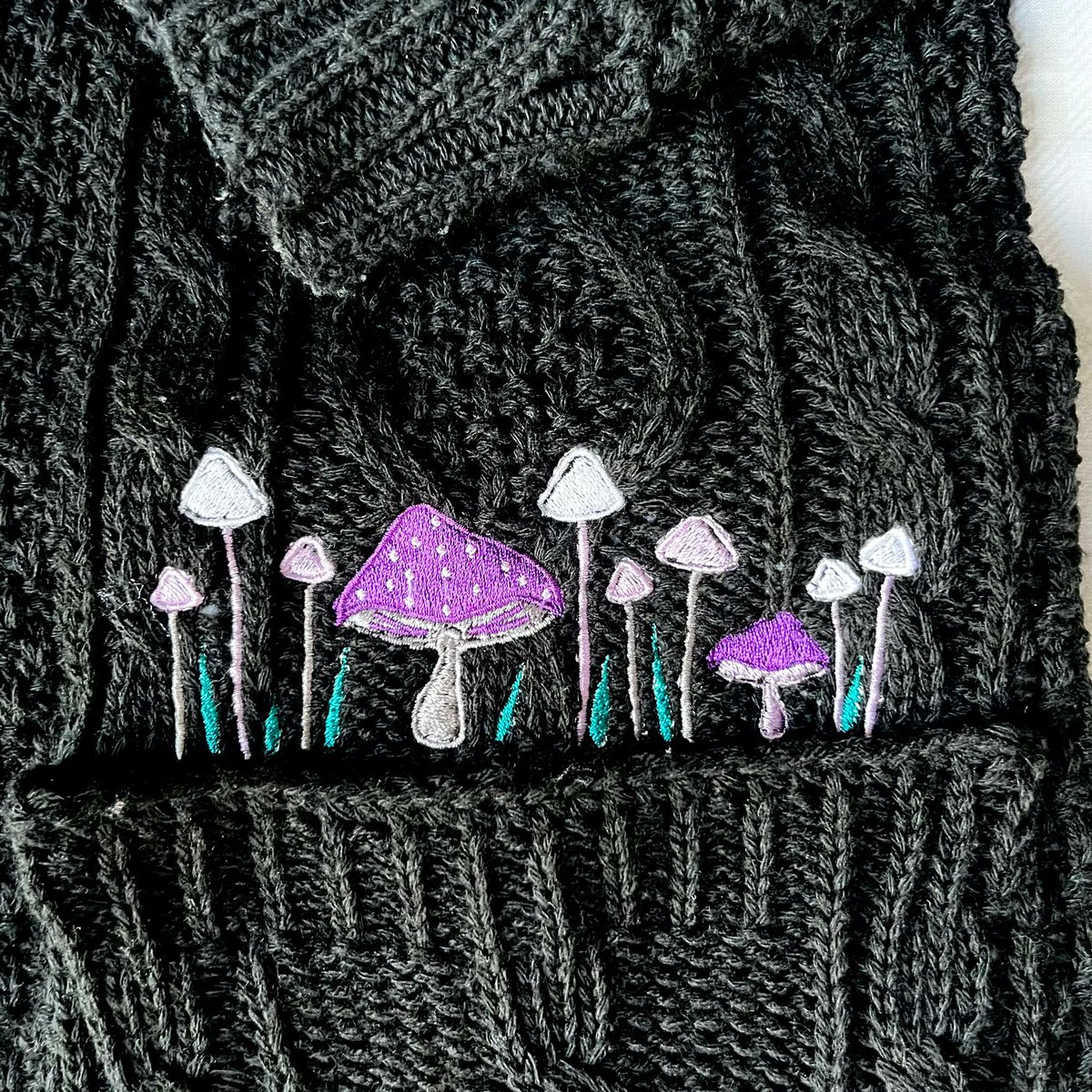 Lauranicus's tweet photo. New! These mushrooms look a little... spooky ๐ You guys loved my first Mushie cardigan that I just knew I needed to do a darker version! Available now to preorder on my shop - https://t.co/63eTfyEZcS
#darkcottagecore #gothiccore #softgoth #pastelgoth #fantasy #fae #mushroomsโฆ https://t.co/AdkGhPkp3k