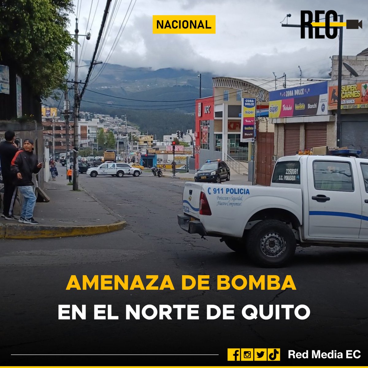 redmedia_ec's tweet photo. #AHORA | Este 16 de abril se reportó una amenaza de #bomba en el Santa María ubicado en las calles Rumihurco y Marscal Sucre, sector San José del #Condado, en el norte de #Quito.

La #PolicíaNacional y el Cuerpo de #Bomberos de Quito acudieron al lugar para atender la alerta. https://t.co/Nd9dQp4of1