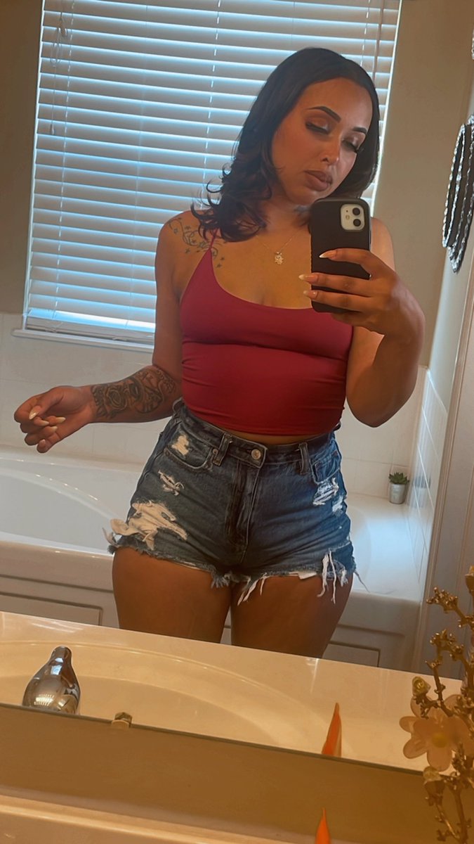 His prettiest problem 🥰