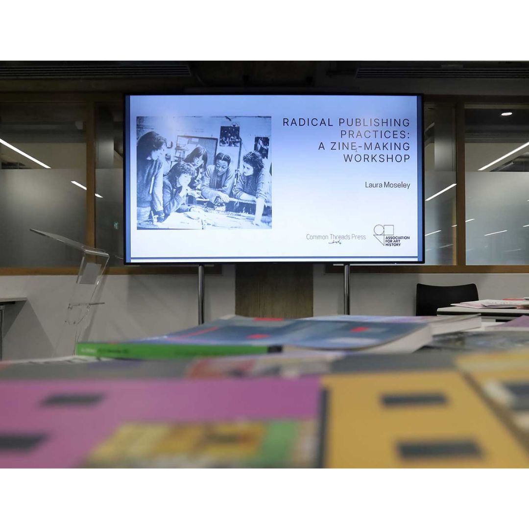 forarthistory's tweet photo. #ForArtHistory2023 #AAHAnnualConference
Many thanks to @lauramoseleyyy of @CThreadsPress for leading our Art History Cut and Pasted a Zine-making workshop, as part of our conference #ProfessionalProgramme.
And to everyone who took part - thank you! https://t.co/GL8nKL1G6A