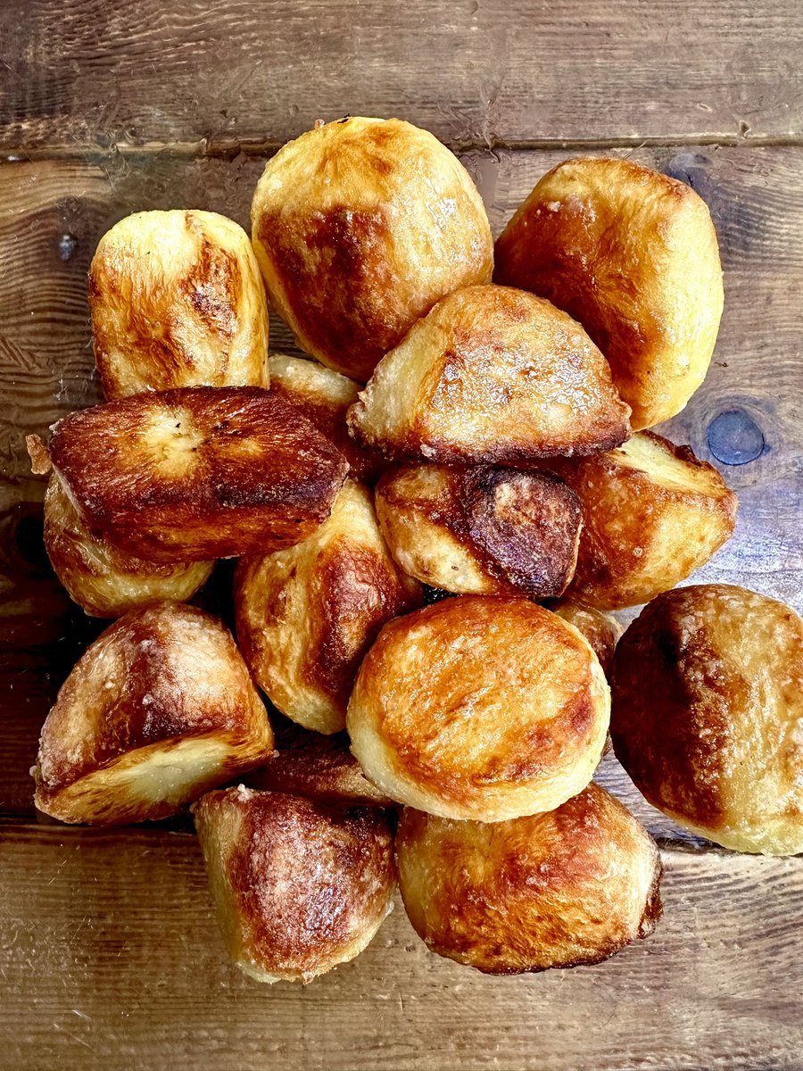 Iberico pork fat roasties 

#roastpotatoes #iberico