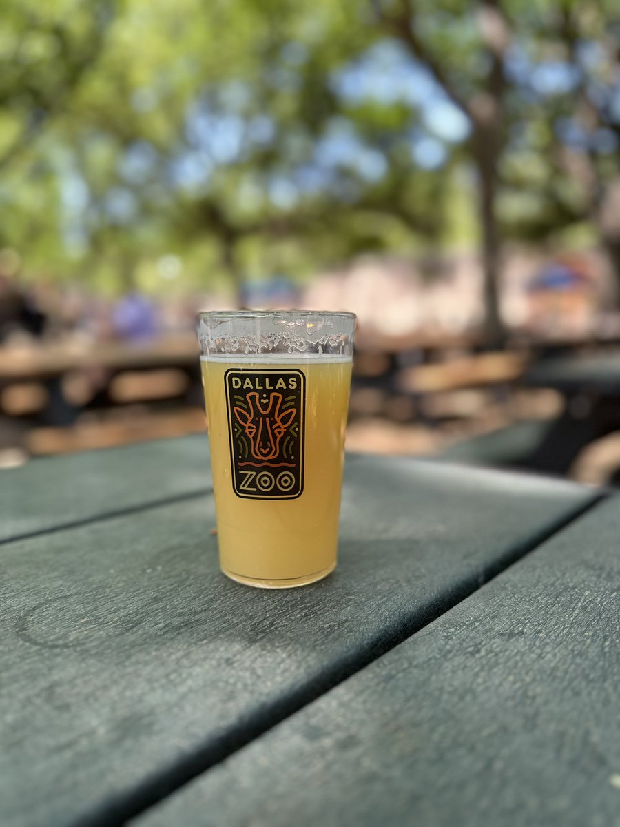 Dear <a href="/gordonkeith/">gordon keith</a> did you know there is a beer called Lee Hazy Oswald by <a href="/oakcliffbrewing/">Oak Cliff Brewing Co</a>?   <a href="/DallasZoo/">Dallas Zoo</a>
