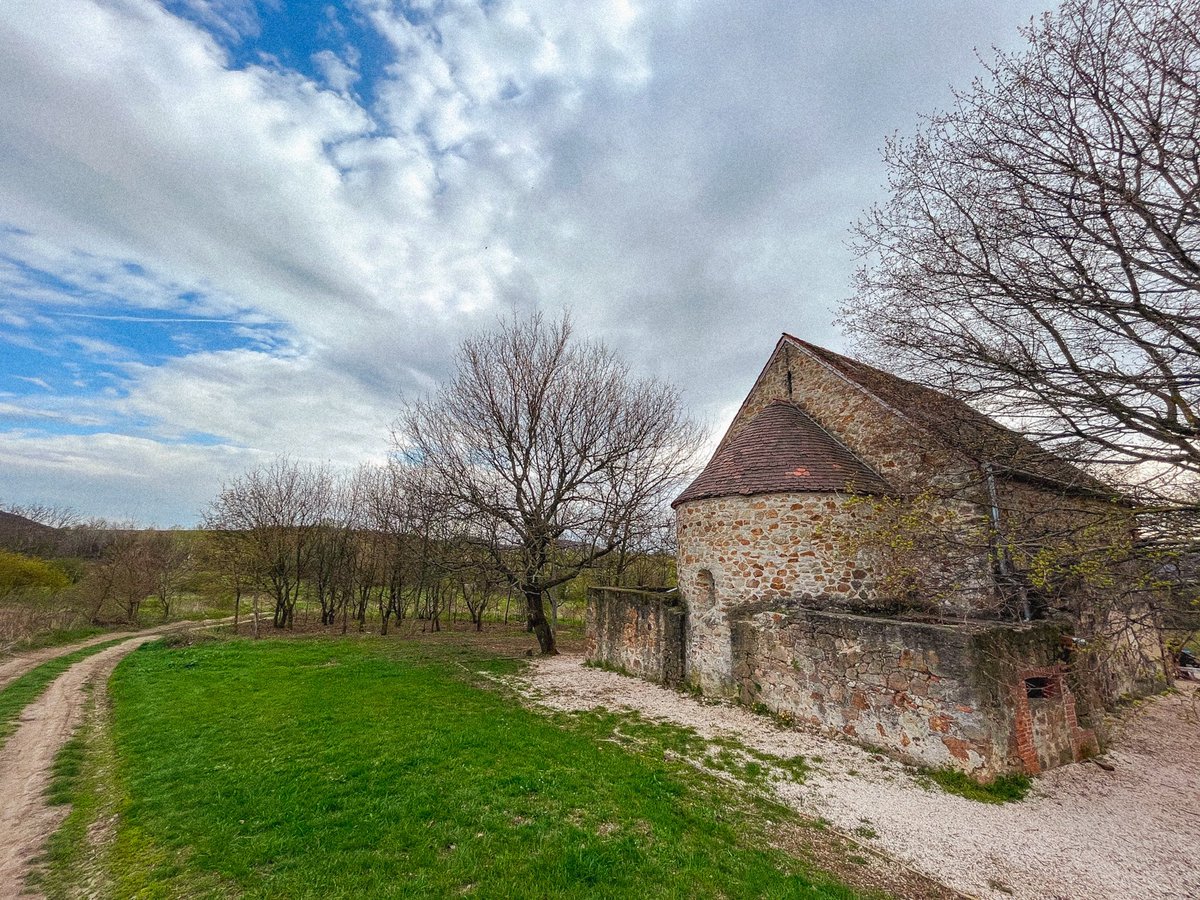 G_Schell_'s tweet photo. Gergely Schell at the chapel of Gercse, Hungary. 
#sacralarchitecture #architecture #architecturephotography #psychology #adventure #nature #sensory https://t.co/CxZgUk3An0