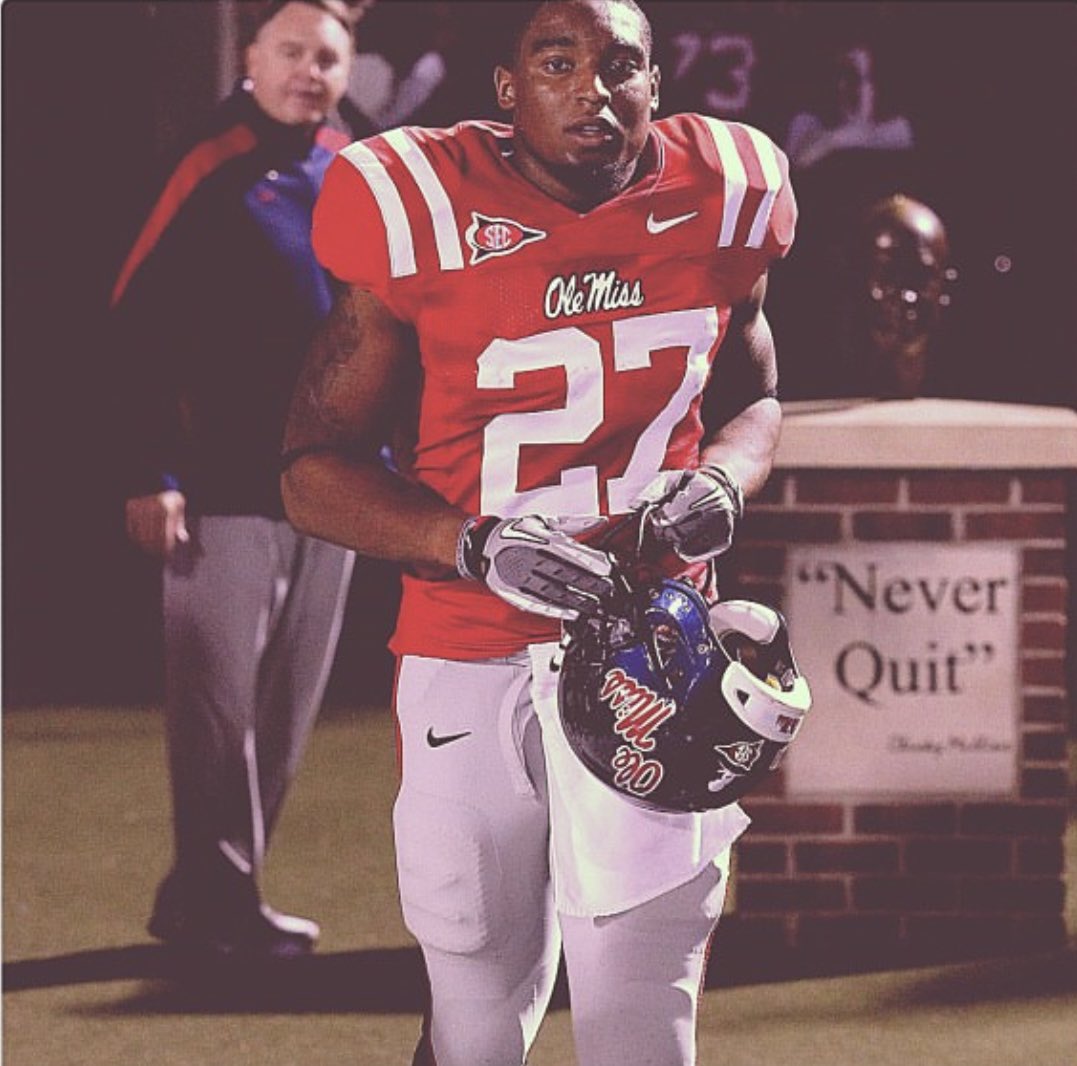Enrique__Davis's tweet image. To come back to @OleMissFB and develop young men on and off of the football field that I once played on is beyond a blessing. To be able to share it with my wife and children makes it even greater. Once an Ole Miss Rebel Always an Ole Miss Rebel‼️
#ComeToTheSip #HottyToddy 🙏🏾🔝🙌🏾
