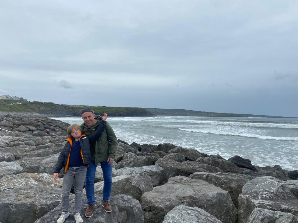 trendingie's tweet photo. #lahinch thanks  @MichaelVLodge for a great time best #breakfast and your lovely gifts for finn on arrival https://t.co/DIaUxWODhz