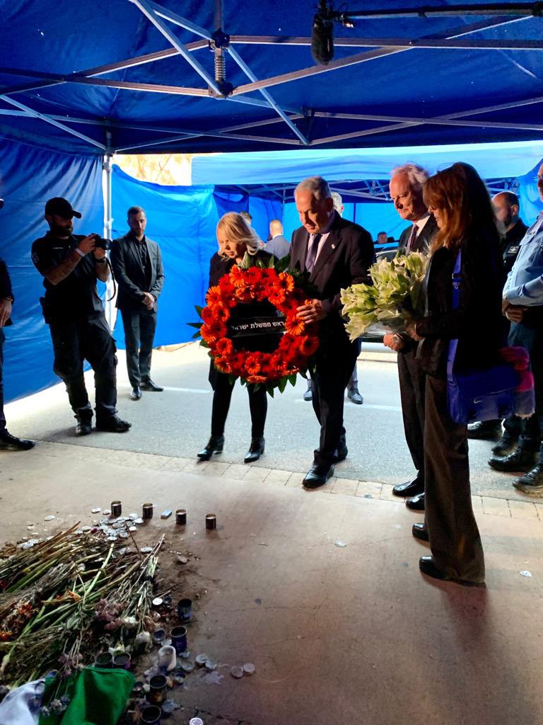 sergio_barbanti's tweet photo. Very touched by the tribute paid  tonight by PM @netanyahu and his wife Sara to Alessandro Parini on the spot where he was killed. Italy and Israel are united in friendship, solidarity and against terror. 🇮🇹🇮🇱 https://t.co/HHDT1v3rOJ