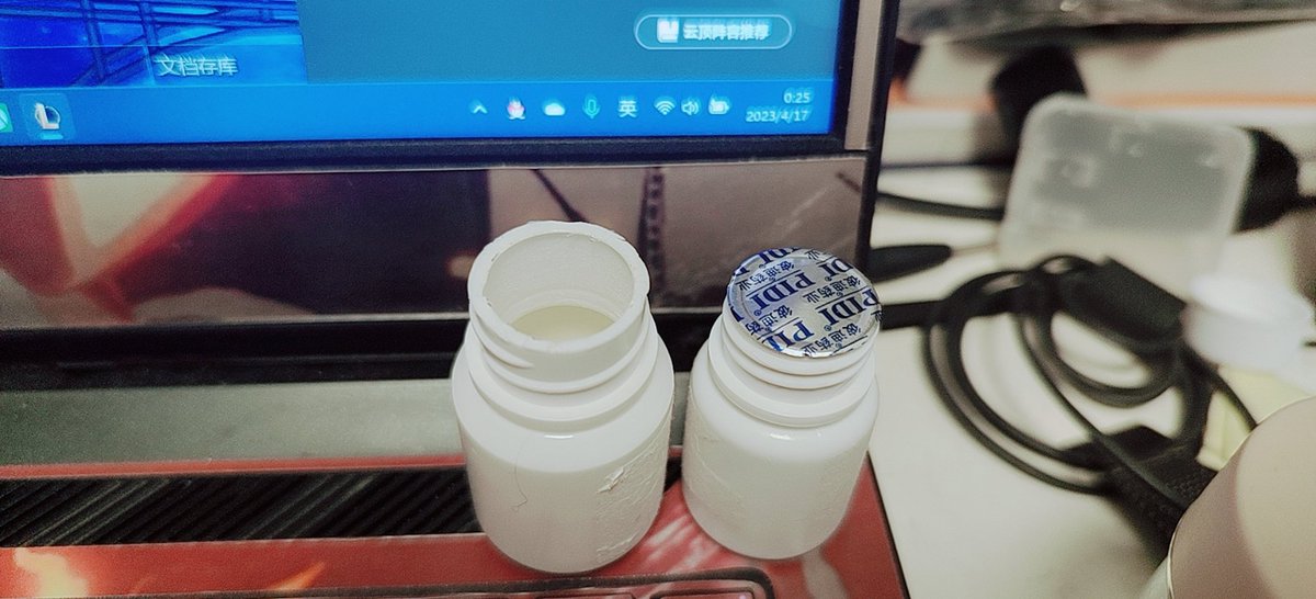 VesnaKhan's tweet photo. 我这边没有那么花里胡哨的药片，只有反馈最好的药品，三唑仑，千岛片，到货。有需要＋QQ：2774840232 ，可以货到付款。
支持拍照验货
#安眠药 #三唑仑 #昏睡 #迷玩  #迷药  #迷奸 #千岛片 https://t.co/hco1gUtrXu