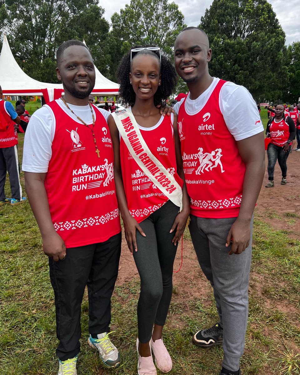 JessicaSerwadda's tweet photo. Kabaka Birthday Run 10th edition in BUDDU which I happily participated in at Masaka Liberation Square.
The run is to support initiatives aimed at ensuring an end to HIV/AIDS by 2030.
#KabakaBirthdayRun #Airtel https://t.co/63GVALOAnx