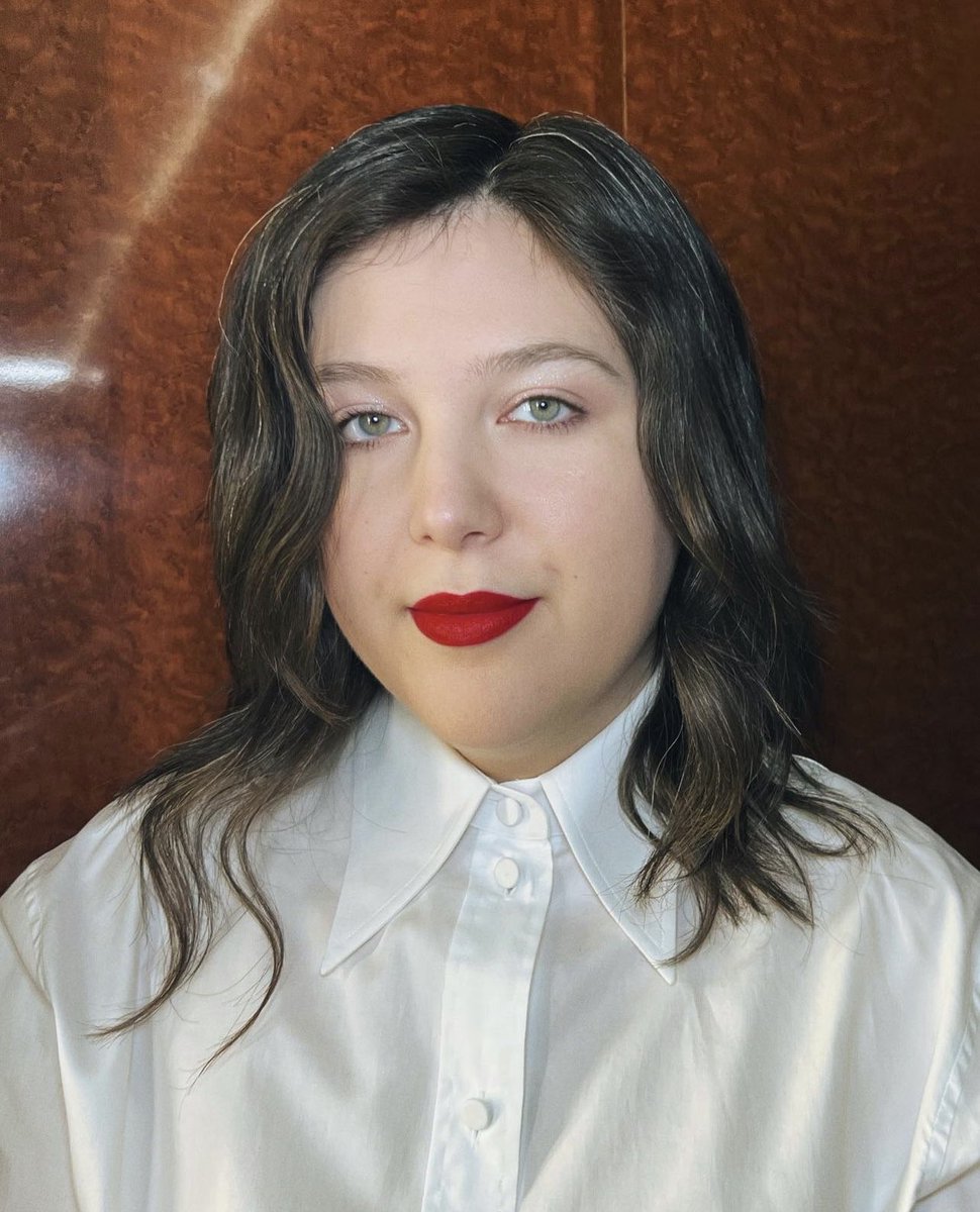 boygenius updates 🦷 on Twitter "boygenius' coachella makeup via amber d!"