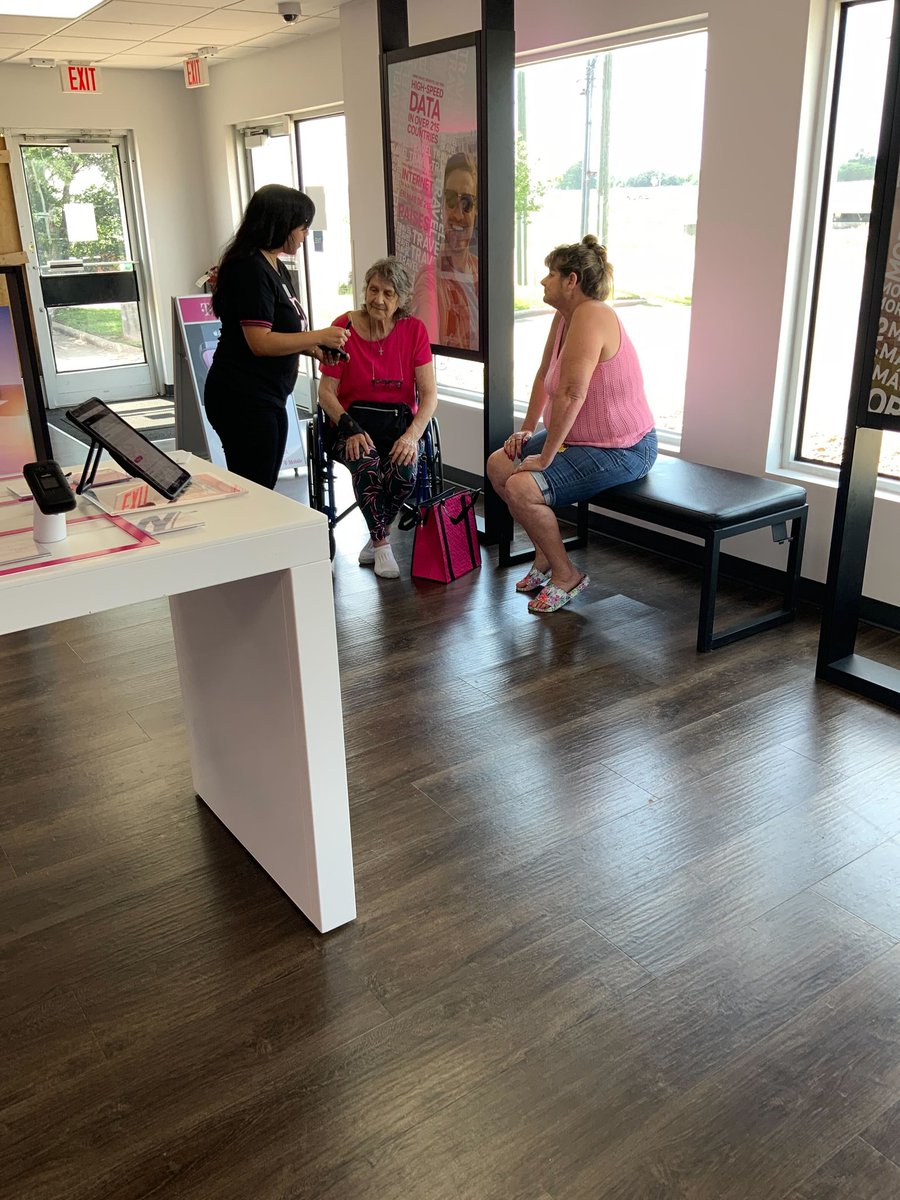 Sealy team hosted our Customer Appreciation Day yesterday! Snacks, Swag, and Promos!