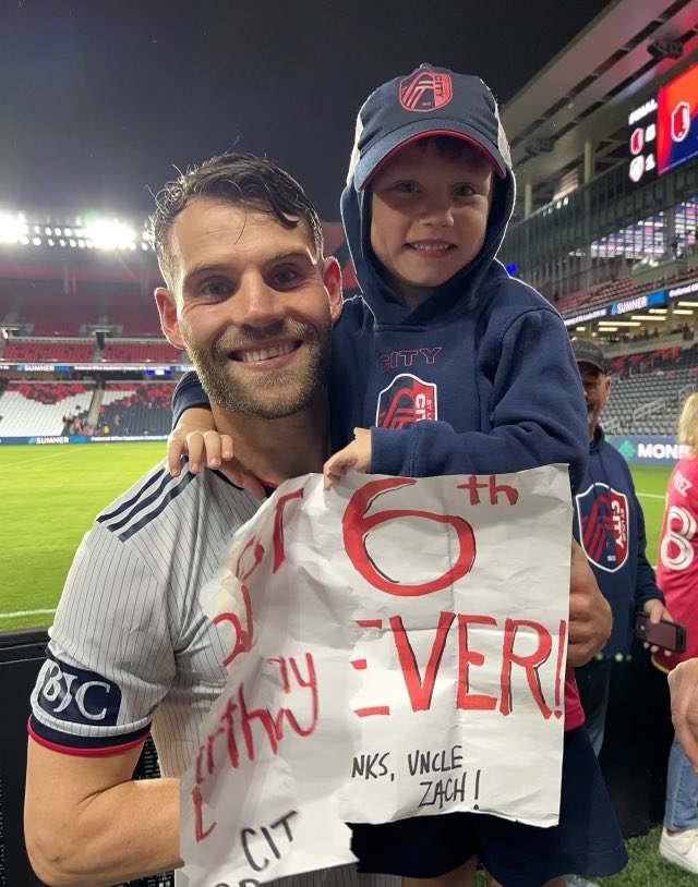 Coach_PatTurner's tweet photo. “Best Birthday Ever!” - Darin @ 1:15am

Our first @stlCITYsc game together was an unforgettable experience, thanks to some special people. Capped it off with a pic with Edu Löwen! #AllForCITY https://t.co/D9RehiXceX