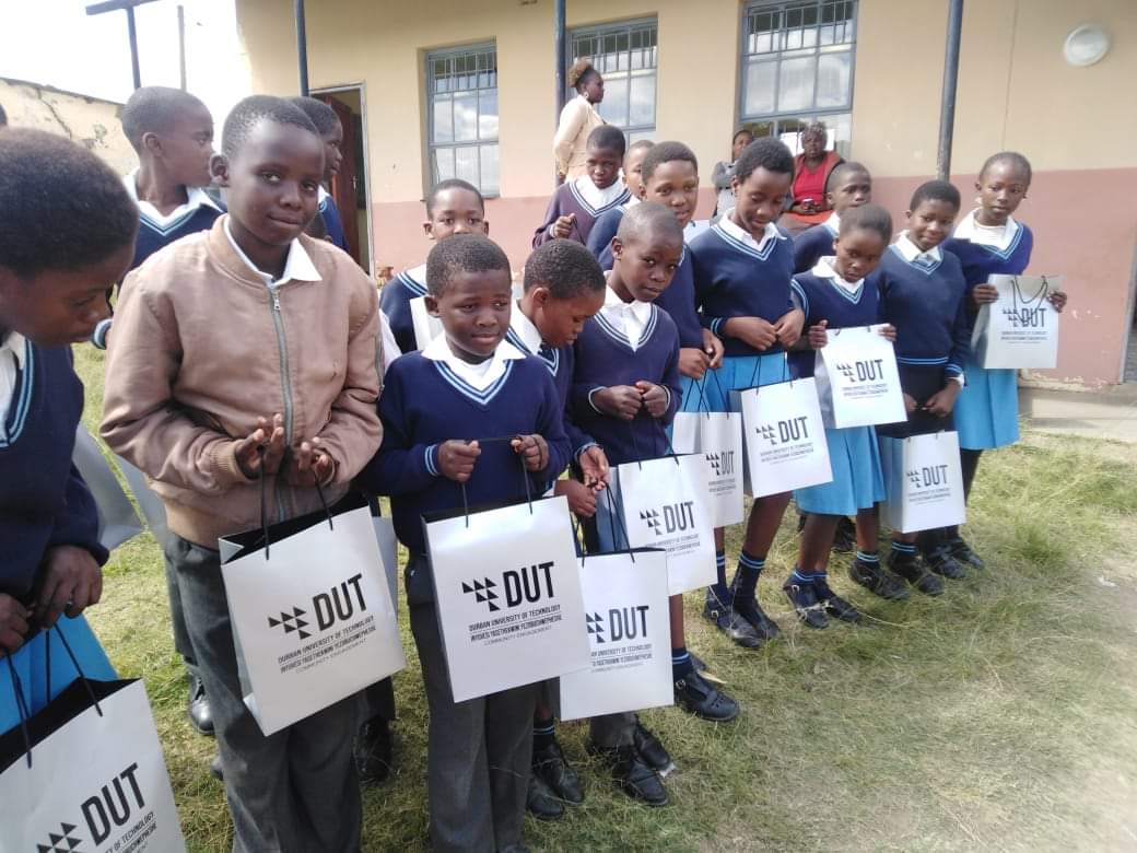 ThinkfastW's tweet photo. #BecomeAnActuary School Shoes DriveWeSolve4x , ASABA - Association of South African Black Actuarial Professionals and Durban University of Technology Donated school schoes to  learners at Mzinto Primary School in a rural school base in Mount Frere Eastern Cape Mzinto Village. https://t.co/5l7mQ3nVEW