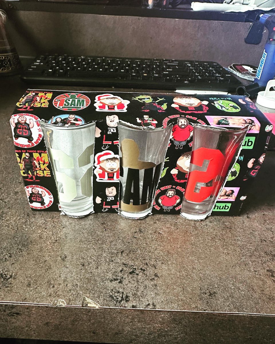 Sam_Stackhouse's tweet image. Glow in the dark shot glasses!  LFG!! 
#samstackhouse #merch #prowrestling