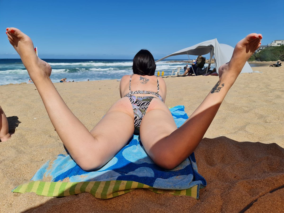 PheonixSasha's tweet photo. Fun in the sun 🐬🐠🐚🍑#bikinibodies #onlyfansgirl #onlyfansbabe #onlyfan #beachbody #beachgirl #beachbum https://t.co/guntjClDZ5