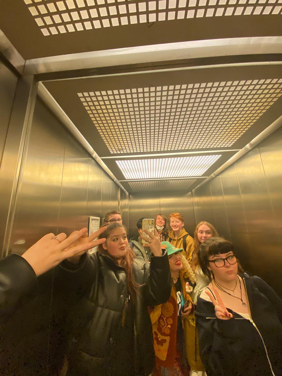 leiaxrosee's tweet photo. Love my steering group buddies!! Lots of exciting stuff coming your way to do with the Youthforia residential!!!! Be there or be square 🤭🤭 https://t.co/CLX2JZKmaN