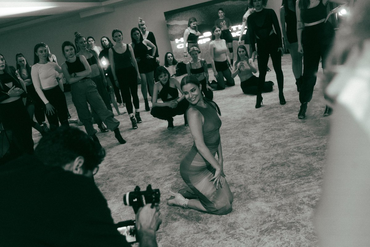spaceneospace's tweet photo. Antalya heels camp. 15 April 

https://t.co/CW7rKaZDDx https://t.co/LVnctmUijm