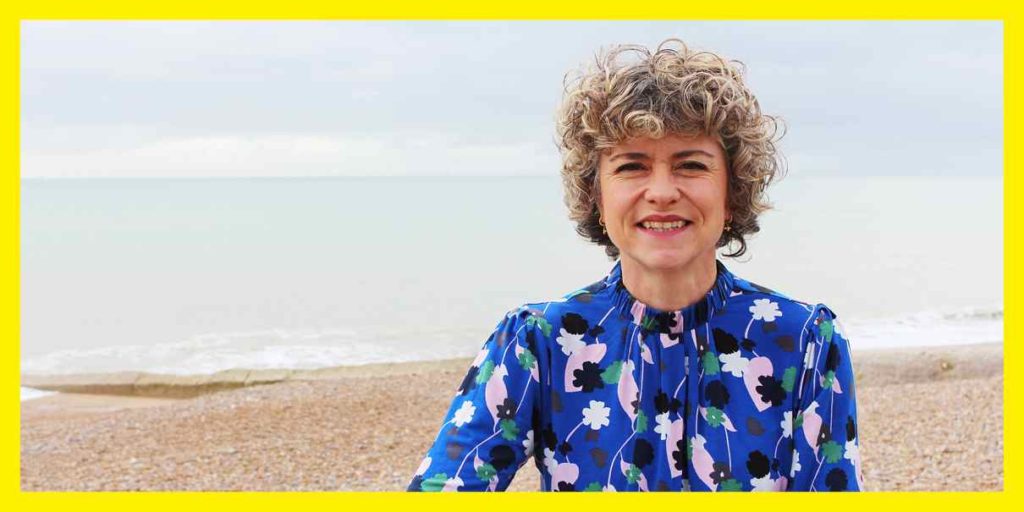 ‘At the moment, I’m trying to have Mondays and Fridays as my writing days and work the other three. That doesn’t always happen, of course.' We chat to <a href="/TwoPiersAgency/">The Two Piers Literary Agency</a> author <a href="/crittenden_jane/">Jane Crittenden</a> – who's just signed a book deal with <a href="/AmazonPub/">Amazon Publishing</a>: tinyurl.com/3p8pwsn5

#amwriting