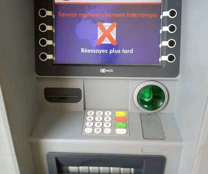 elicomag's tweet photo. #Burundi: Seulement 4 banques 🏦 adhèrent toujours au système d'interopérabilité, #Bi_Switch. Trois banques dont la #BCB ont quitté ce système. Restent dans ce système d'interbancarité, la @bancobu, @interbankbdi, @EcobankBurundi et @CRDBbankBurundi.
#Banking
#elicomag https://t.co/kAeINMhzKP