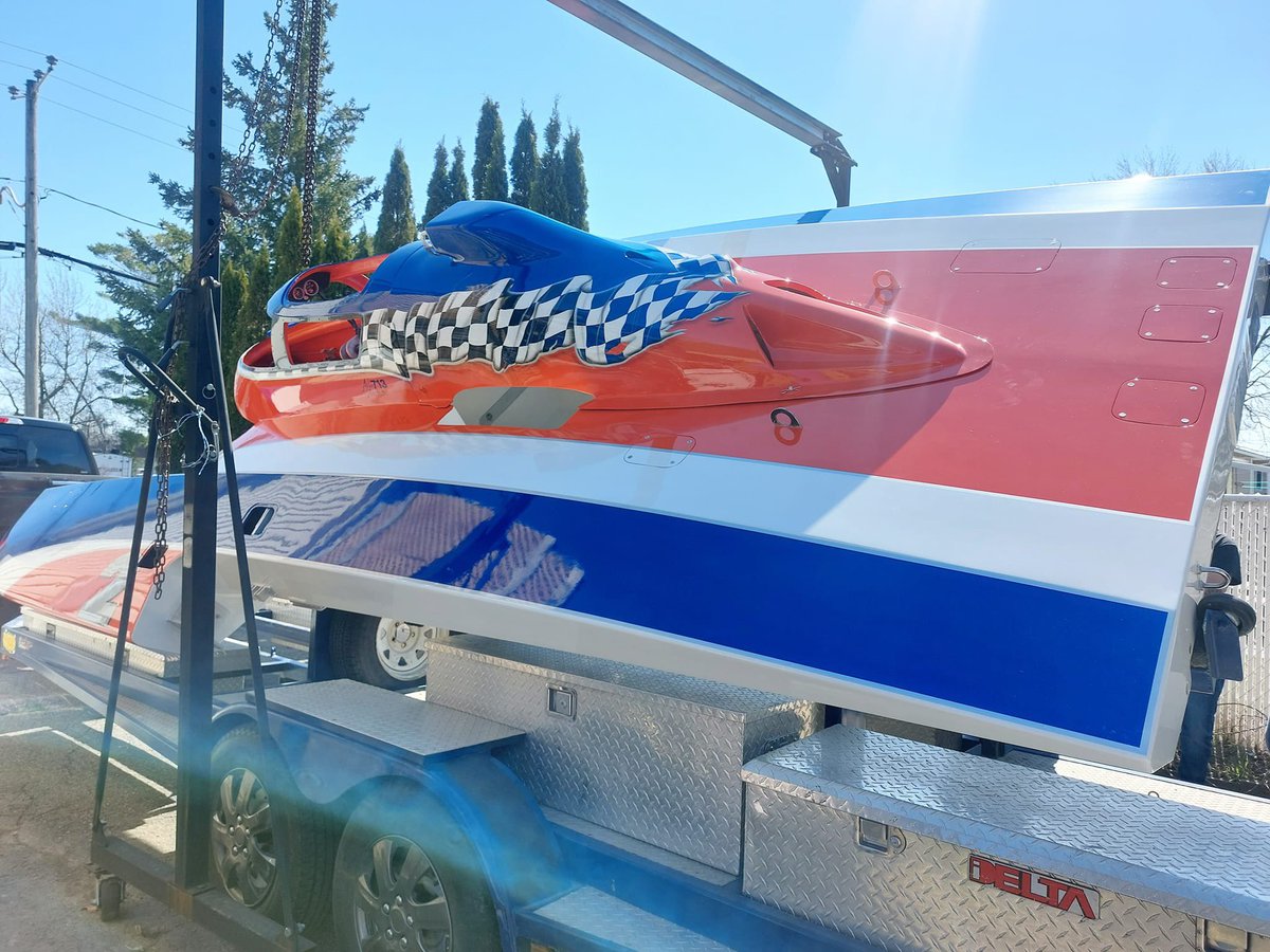 Hydro News on Twitter "The H2 Miss Beauharnois driven by Richard Haineault gets new paint for