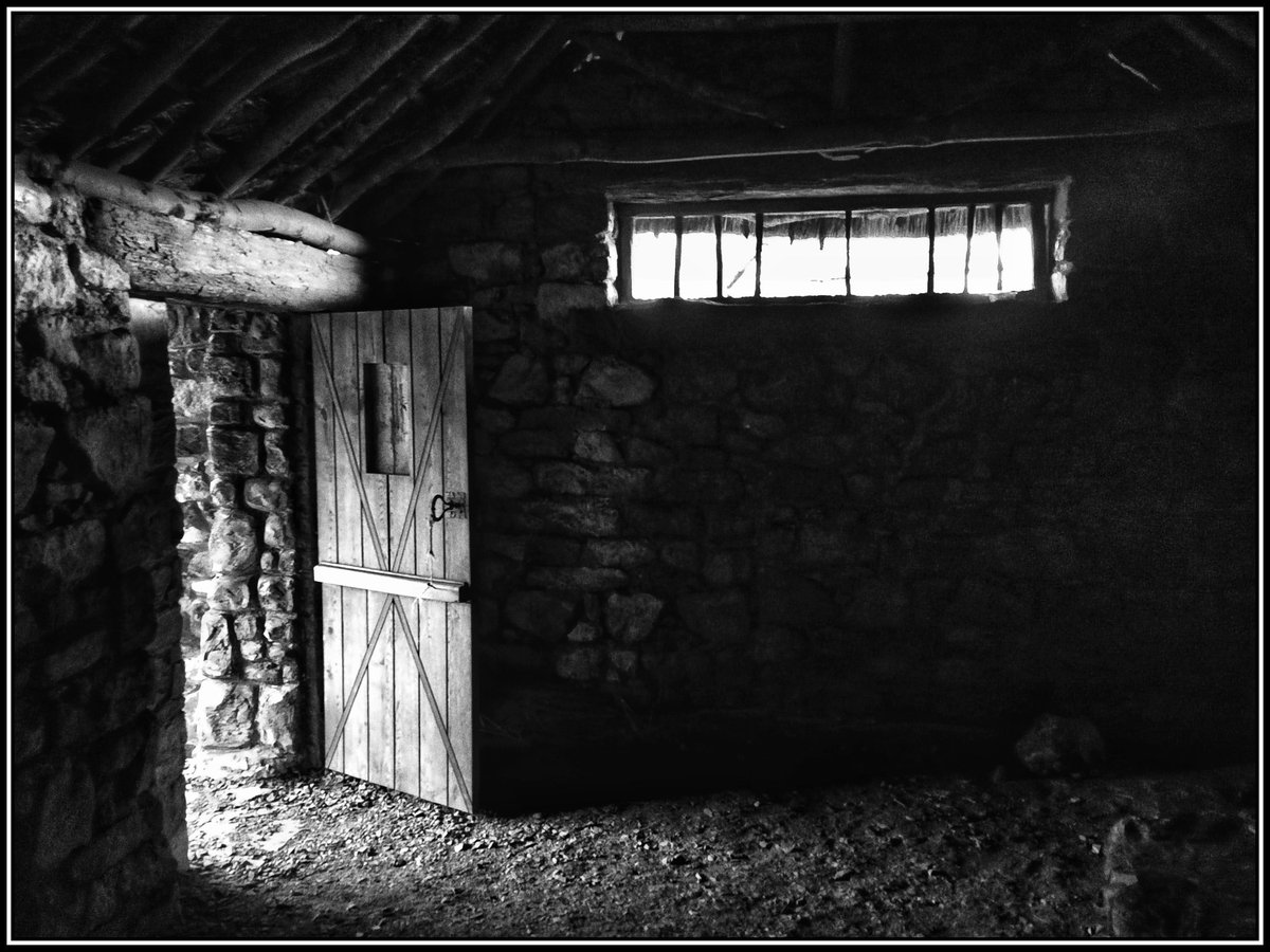 MickMcC_Photos's tweet photo. PHOTOGRAPHY ArtShare

Please feel free to share some of your photography.

Theme - Black &amp; White 📷🖤🤍

All genres welcome, the more the better.

Like, Share, Follow and all that jazz!

Use #PhotographyTalksMono https://t.co/bRyosmYuBs