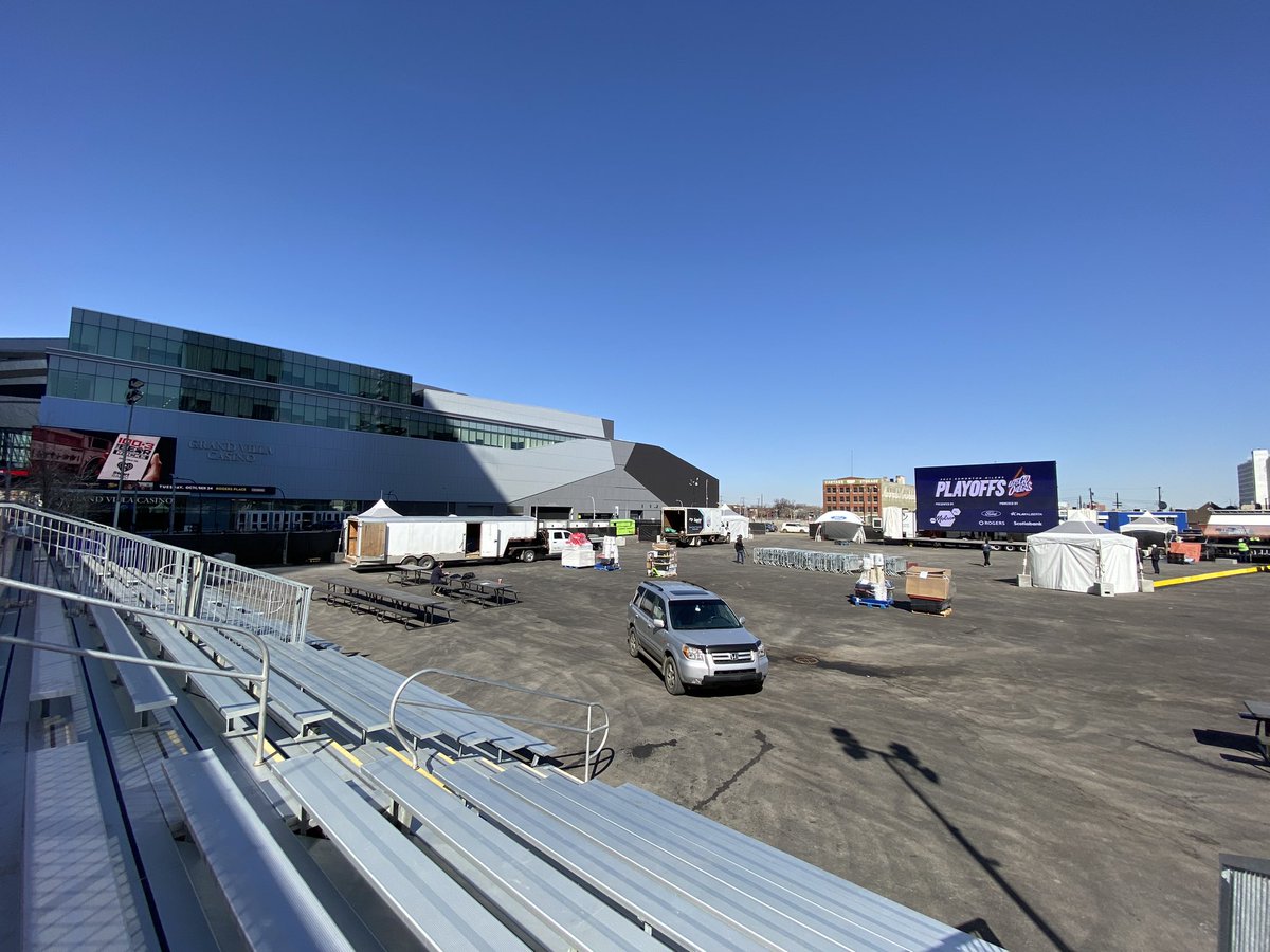 NicoleStillger's tweet photo. Set up is in full swing here at the @IceDistrict Fan Park. This new space will be buzzing tomorrow with fans ready to cheer on @EdmontonOilers in game 1 of the playoffs. #yeg https://t.co/7dlyQpHZlG