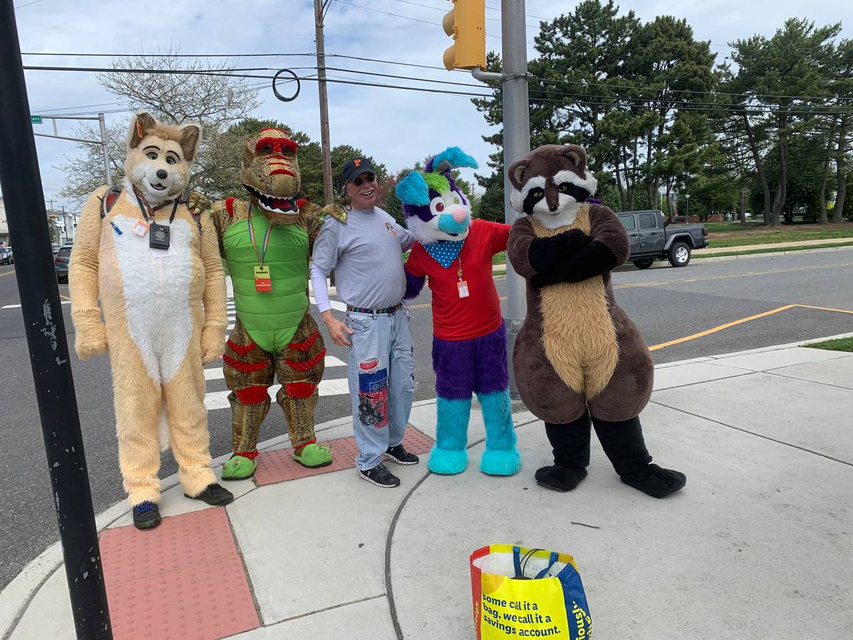 w0nderdawg's tweet photo. Photos from yesterday's #DooDah parade https://t.co/uPaxVelyul