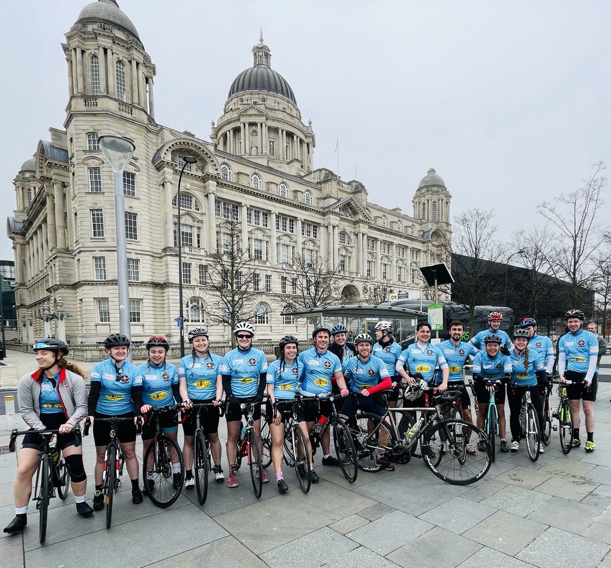 Many well deserved smiles from ⁦<a href="/LivUniMedicine/">UoL School of Medicine</a>⁩ ⁦<a href="/LMSSCharities/">LMSS Charities</a>⁩ on arriving back after their amazing Sea to Sea (Hull to Liverpool) charity cycle and raising over £3,600 so far! You can still show your support here: justgiving.com/campaign/sea2s…
