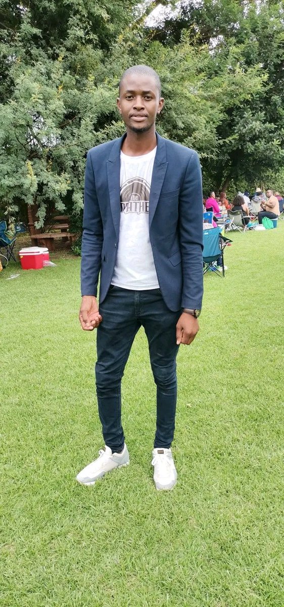 TshegoDeep tweet picture