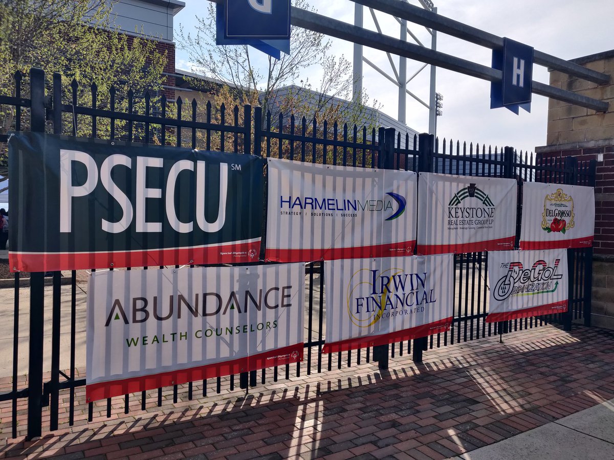 SOPennsylvania's tweet photo. Thanks to @psecu for being the Alumni Sponsor of the Beaver Stadium Run!! We couldn't do it without your incredible support!

#StadiumRun https://t.co/qoqsNAvVch