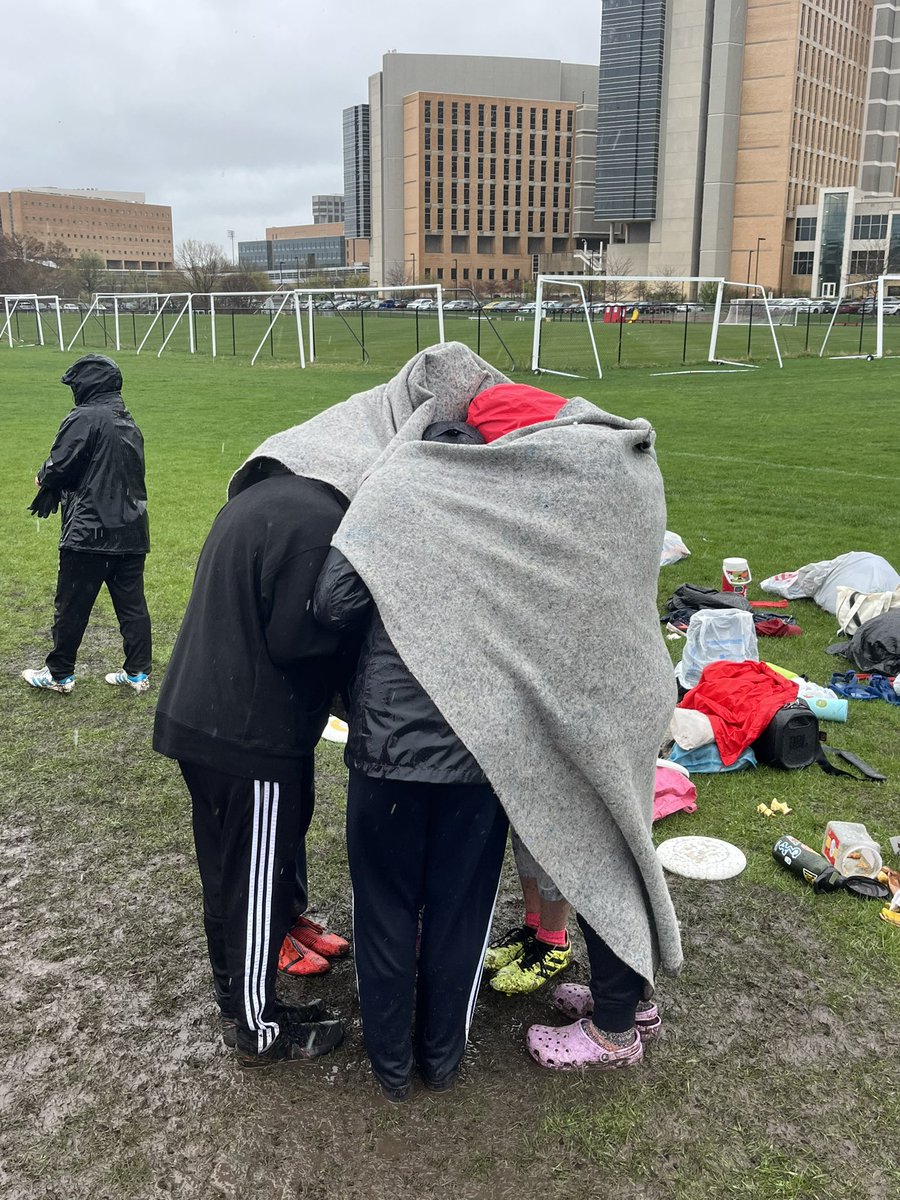They’re summoning something on the sideline vs <a href="/pursesnatchers/">Macalester Women's/Gender Inclusive Ultimate</a>