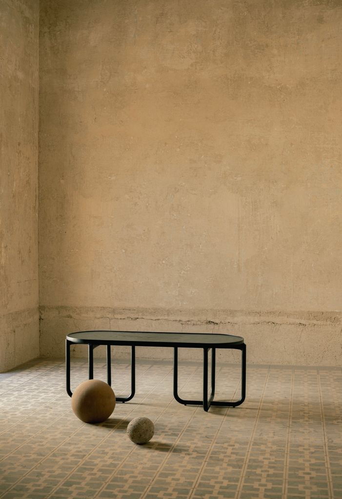 The VERSO Table collection, available in beech, tzalam or black finished oak wood, will harmonize any space.
More information: DM - info@peca.com.mx - Whatsapp 33 1820 2237
#peca_studio #mexicandesign #interiordesign #architecture #homedecor #homeinspo #sidetable #coffeetable