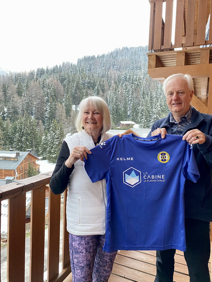 We’re so proud to be the <a href="/CityYouthFC/">St Albans City Youth</a> tour/away shirt sponsor for this amazing <a href="/SACYFCGirls/">SACY Girls North</a> team 🙌👕⚽️

We’re also delighted to be a part of the #CityYouthFamily 💛💙

#LaCabine #CreteCoteSki #LaPlagne #MountainChalet