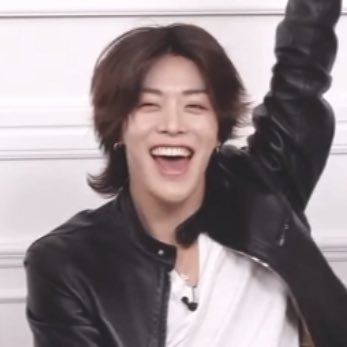 low quality nakamoto yuta on Twitter: "#YUTA"