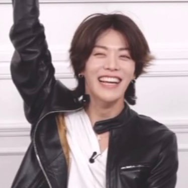 low quality nakamoto yuta on Twitter: "#YUTA"