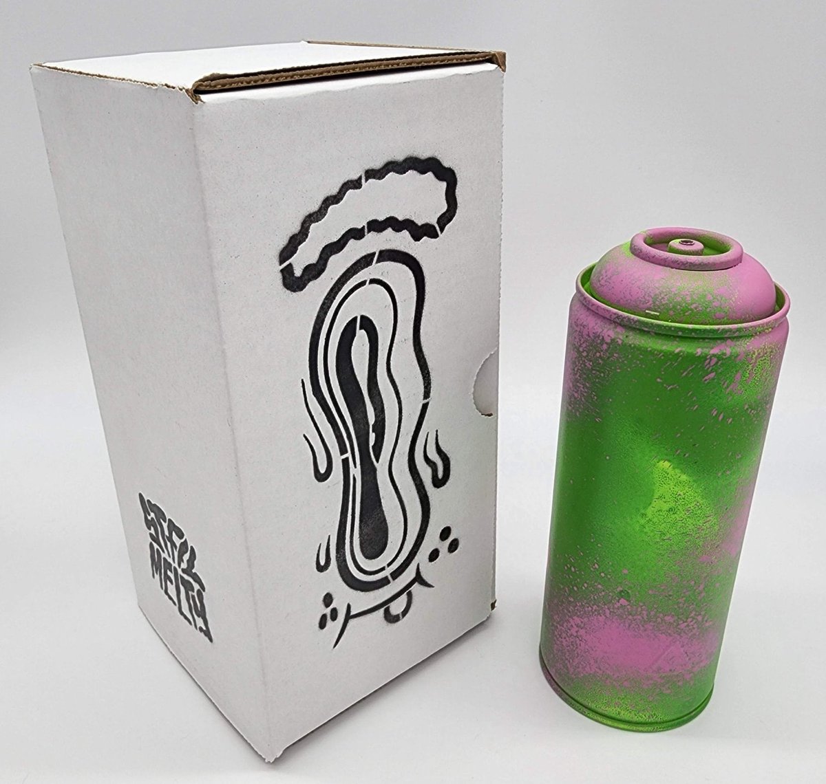 3AXOClothing's tweet photo. https://t.co/do5KERZ6UI
Melty Misfit Eye Drip- Pink/Green Spray Paint Can by Buff Monster Silkscreen
#monster #monsterart #Fantasy #FantasyArt #Horror #HorrArt #art #graffiti #streetart #cyclops #drip #2022 #buffmonster #creature #popart #graffitiart #artwork #artist #pop https://t.co/9O2wQJjvPO