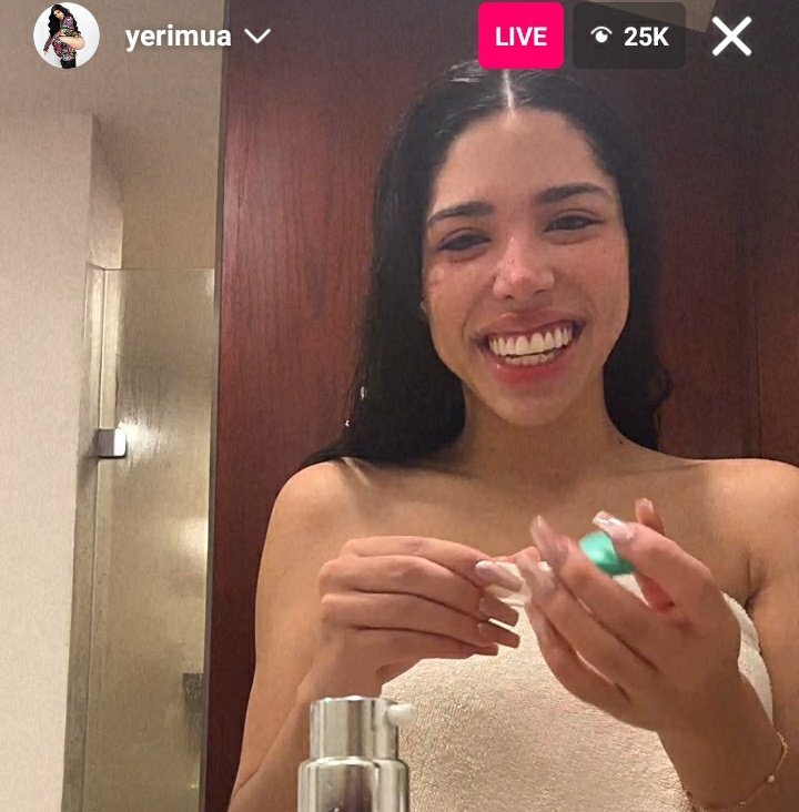 mamarcelo_69's tweet photo. @yerimua Si ese es El filtro no quiero saber sin filtro 🤮🤣😂 https://t.co/g2jUAHlbPj