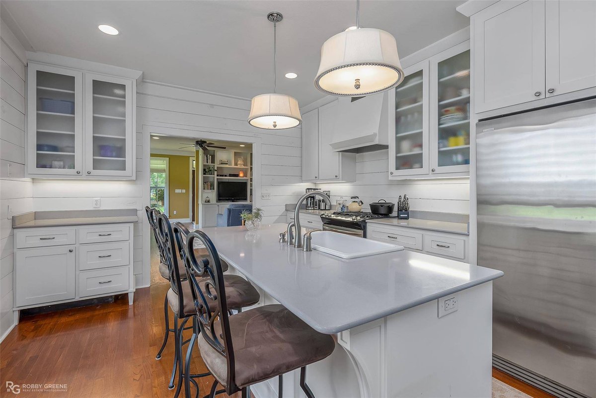 FDinca_Realtor's tweet photo. OpenHouse 😎 

04/16/2023 From 2-4 PM

5002 Dixie Garden Drive Shreveport LA 71105

☎️ 844-FRED-318 for more information 😊

#sellingsbc #buyandsellwithfred #selling318 #318SOLD #bettercallfred #MBA 

https://t.co/ew5x6ljXJH https://t.co/99oObnIgQf