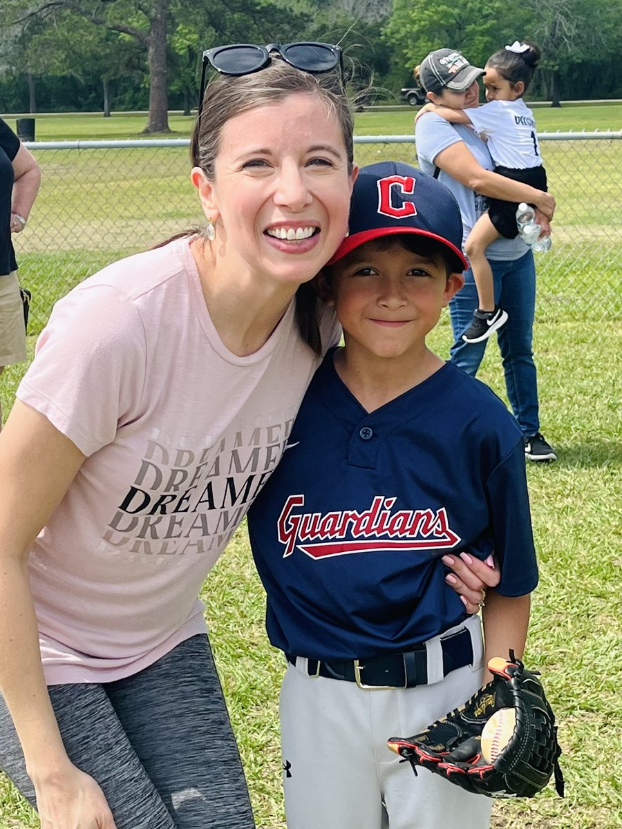 Maria Salazar tweet media