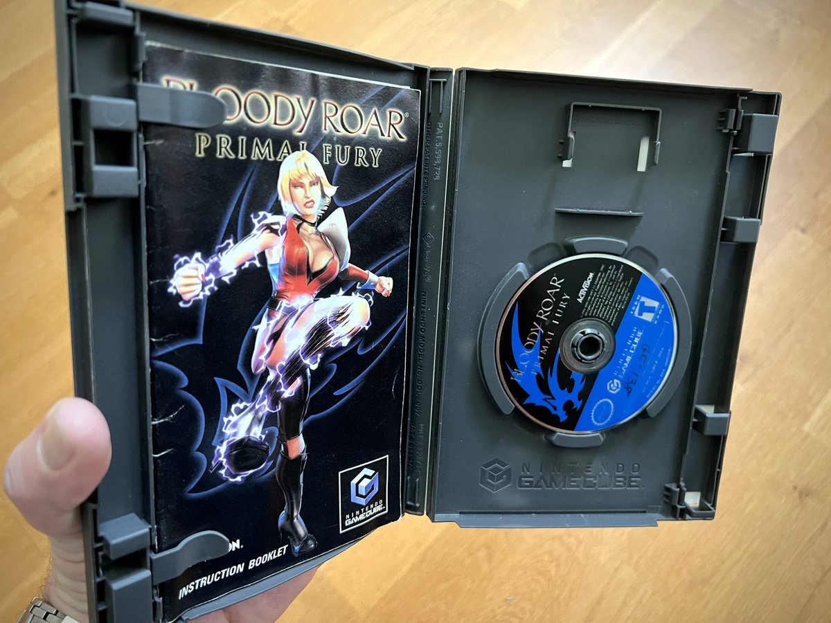 Joshua Michael French ジョシュア tweet media