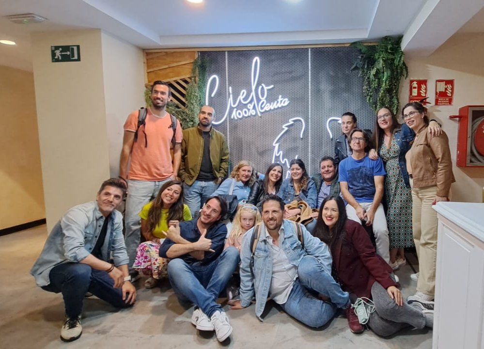 AndaluciaTB's tweet photo. ℹ️ Este fin de semana 9 blogs de la asociación 'Andalucía Travel Bloggers' han sido los encargados de dar a conocer los encantos de Ceuta gracias al #BlogTripCeuta

👉 Gracias al gran esfuerzo de nuestros socios, se ha conseguido superar los 22 MILLONES de impresiones en Twitter. https://t.co/4GEEKoZlbW