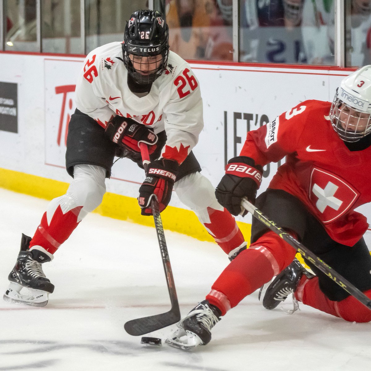 TeamCanada's tweet photo. It’s championship Sunday at the @IIHFHockey #WomensWorlds! 😄 Where will you be watching 👀 from? 🤔 

Before #TeamCanada 🇨🇦 takes on USA 🇺🇸 in a gold-medal rematch at 7 p.m. ET, catch up on their semifinal victory over Switzerland ➡️ https://t.co/ngQwXNDKjC https://t.co/nzmPfyl18K