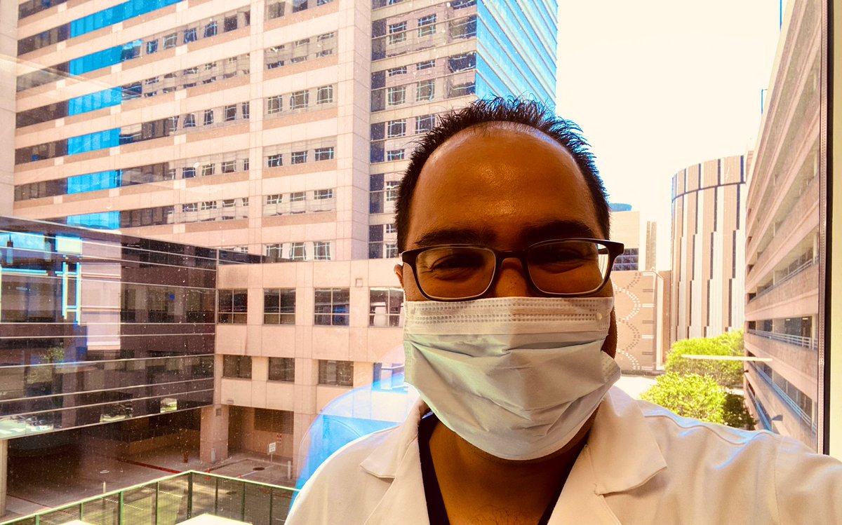 doctorpemm's tweet photo. #WeekendRounds | Completing an inpatient wards rotation. A very special place. Extremely grateful 🙏🏾 to our dedicated Leukemia inpatient team - Leukemia Nurses, APPs, front desk, pharmDs&amp;all team members who come to work every day w/our goal to help #endcancer together | #leusm https://t.co/Kd3TnDhKFc