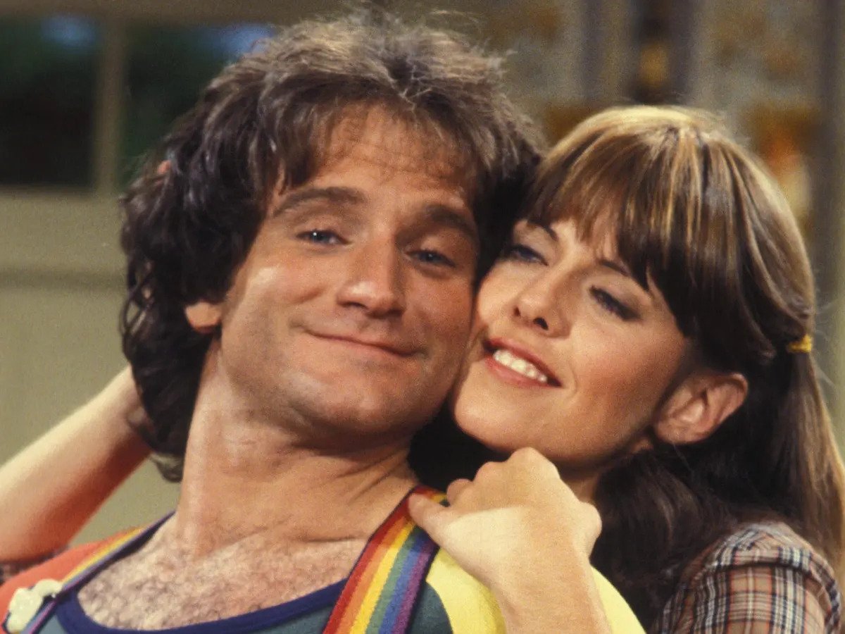 The production for Mork and Mindy had to hire a censor that spoke 4 languages to keep track of Robin Williams secretly trying to slip in swear words in other languages during the show's filming.