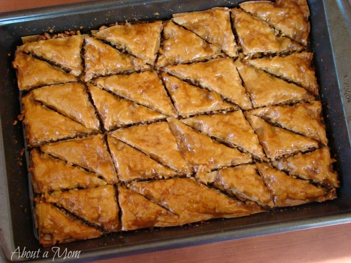 Baklava is such a wonderful, decadent dessert. 😋 This classic Greek Baklava recipe is finger licking good.

Get the recipe: aamom.co/Hd3mce