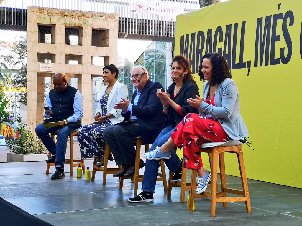 evabaror's tweet photo. Tot@s som divers@s i junt@s construïm un "nosaltres" basat en els molts valors que compartim. #Barcelona ha de garantir la igualtat en #drets, en #deures i d'#oportunitats de tothom sense excepció. Governarem per fer-ho possible #MaragallMesQueMai! https://t.co/aHSg9AaWpq