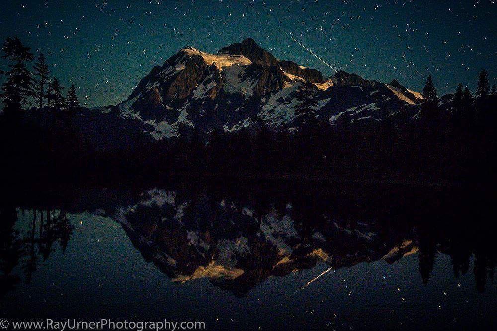 It's International Dark Sky Week! So I'm gonna drop some of my all time favorite night images this week.

Here's Mt. Shuksan and Picture Lake in NW Washington State, during the Perseid Meteor Shower. F'n badass. 

@idadarksky #lightpollution #darksky #discoverthenight #IDSW2023