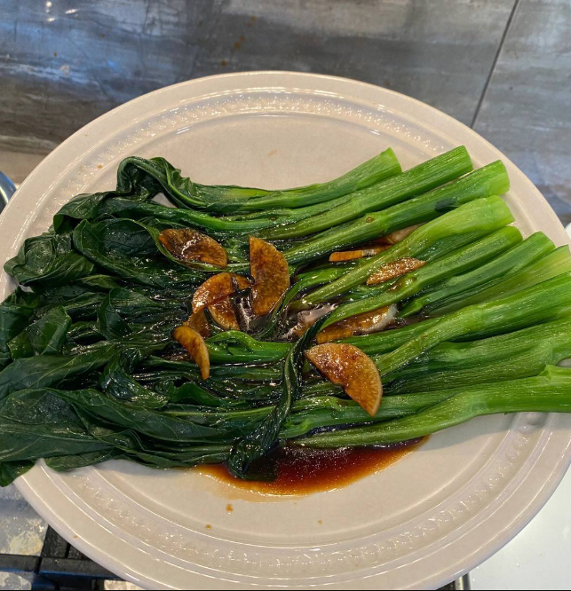 Viola9028's tweet image. Dinner for one needs to be a little more elaborate #yummy