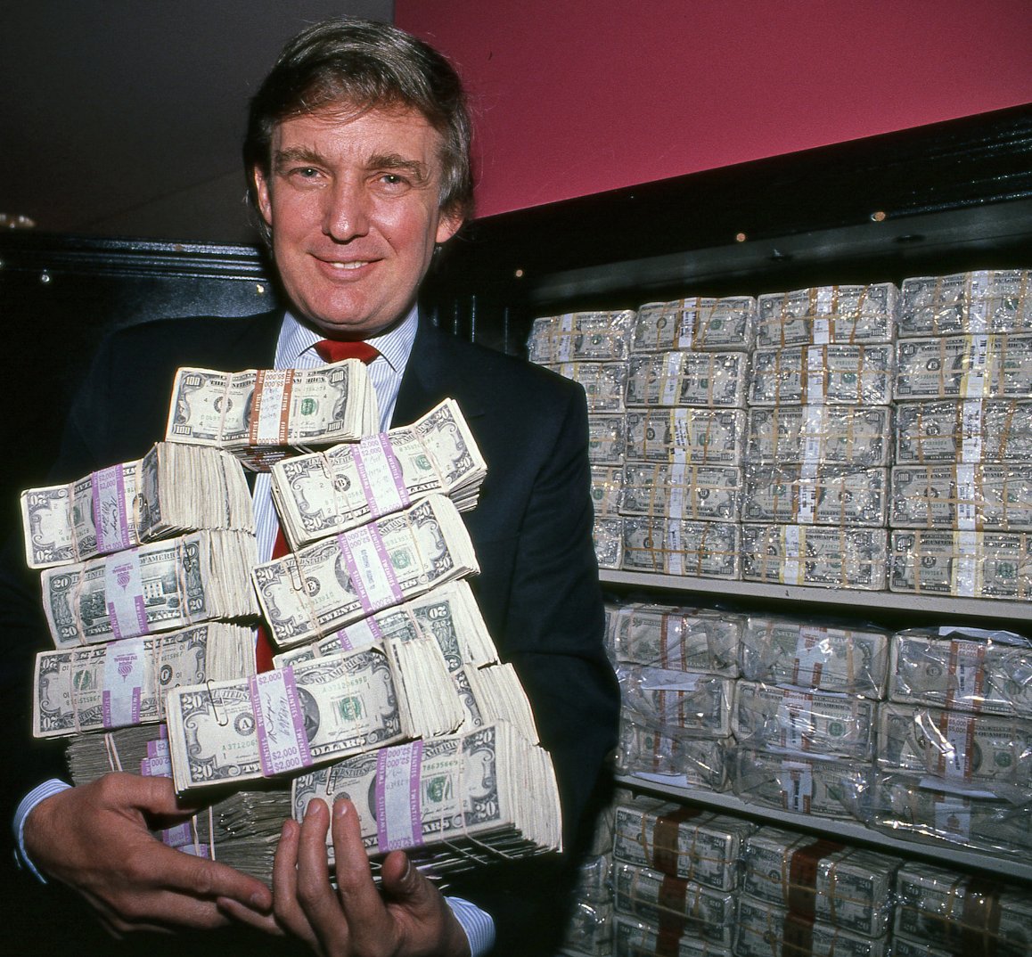 BREAKING:  According to CREW, Donald Trump made up to $160 million from international business dealings while SERVING as US president.

Details:

- Trump's tax returns showed a Chinese bank account he claimed to have closed in 2015 and over $7.5 million in income from China.

-