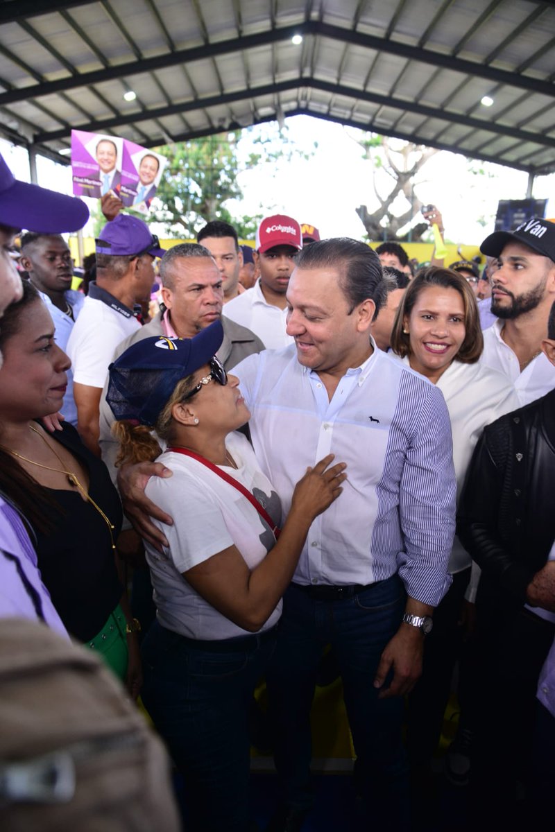 Esperanza_Dleon's tweet photo. El Presidente que necesitamos todos los Dominicanos.
#AbelPresidente24
#AbelEscucha
#AguantenQueFaltaPoco
@BryanEFranjul
@DeliaCalcao2
@PLDenlinea @PLDenBarcelona https://t.co/zM1c9lwGyY